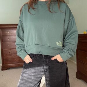 The North Face Women's Teal Crew Neck Sweater